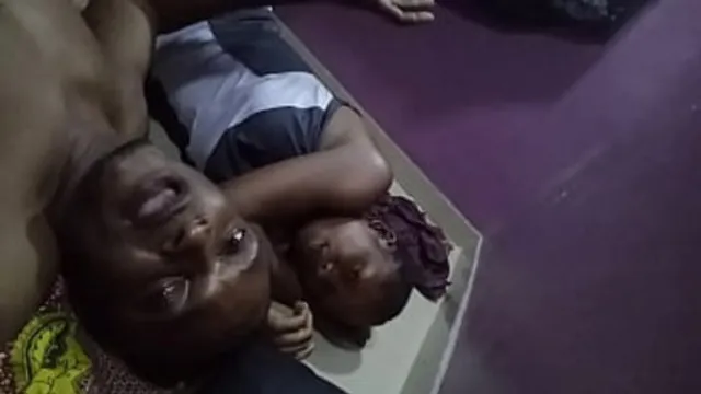 ′Young chick spread′