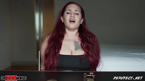 Red Santana squirts her juicy load