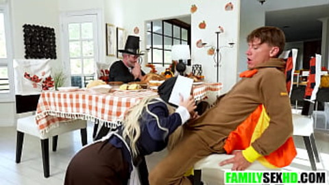 Incestuous relatives swapping Thanksgiving turkey for forbidden holiday fucks