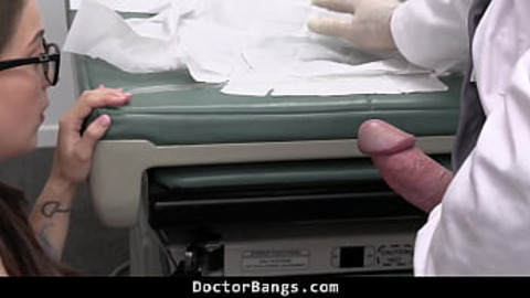 Teen's Wet P*ssy Gets Flashed by the Physician's Fisted Finger