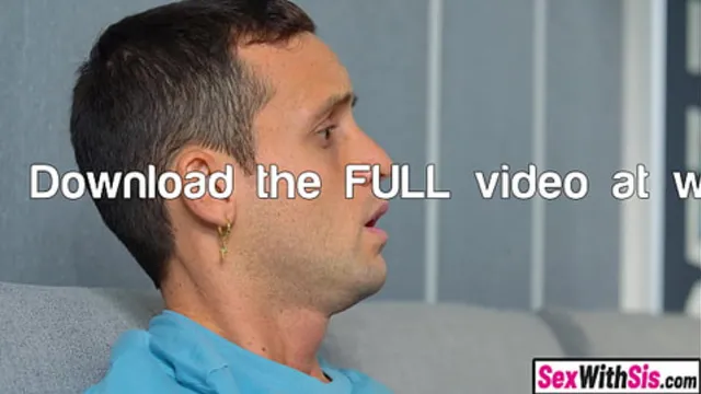 girlfriend tempts boyfriend with oral😜 and dogging action