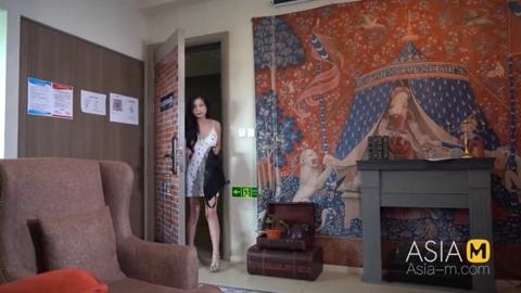 Filthy Flick: I'll Bang My Slumbering Sweetheart on a Film Crew Set