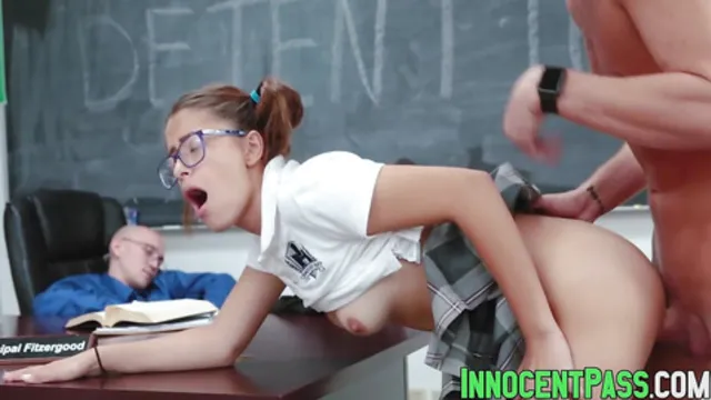 Nerdy teen Izzy Bell enjoys a hot cumshot on her cute face