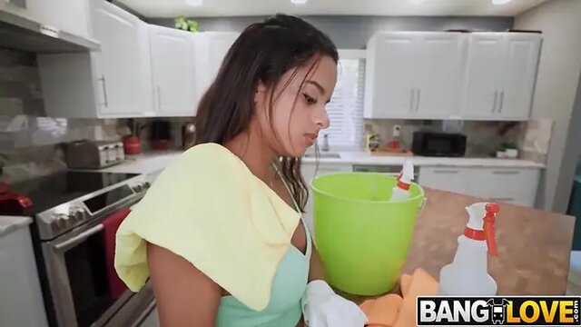 Teen Isabella Jules receives drilled by Kaby's BBC in cash-for-sex swap