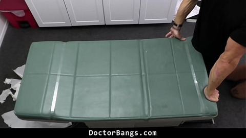Patient Try and Score a Doctor’s Note at Any Means Possible - Doctorbangs