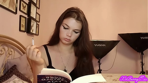 Mistress XO Bunny Smoking and ignoring you