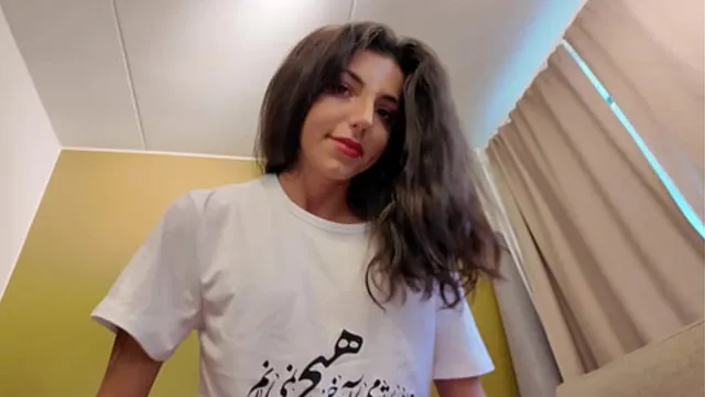 boyfriend Fucking Teen girlfriend′s Tight Pussy