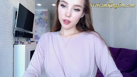 Gorgeos lady with great body —  boobs and ass on webcam