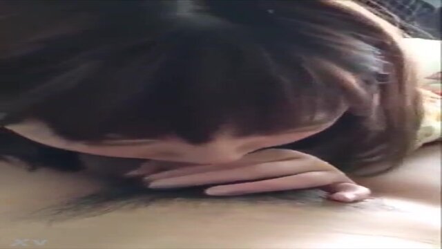 Amateur Japanese girl gives a deepthroat fellatio