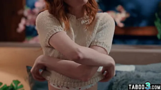 Dirty Blonde milf Dee Williams fingerf**ing tight-roped teenage sex toy Scarlet Skies